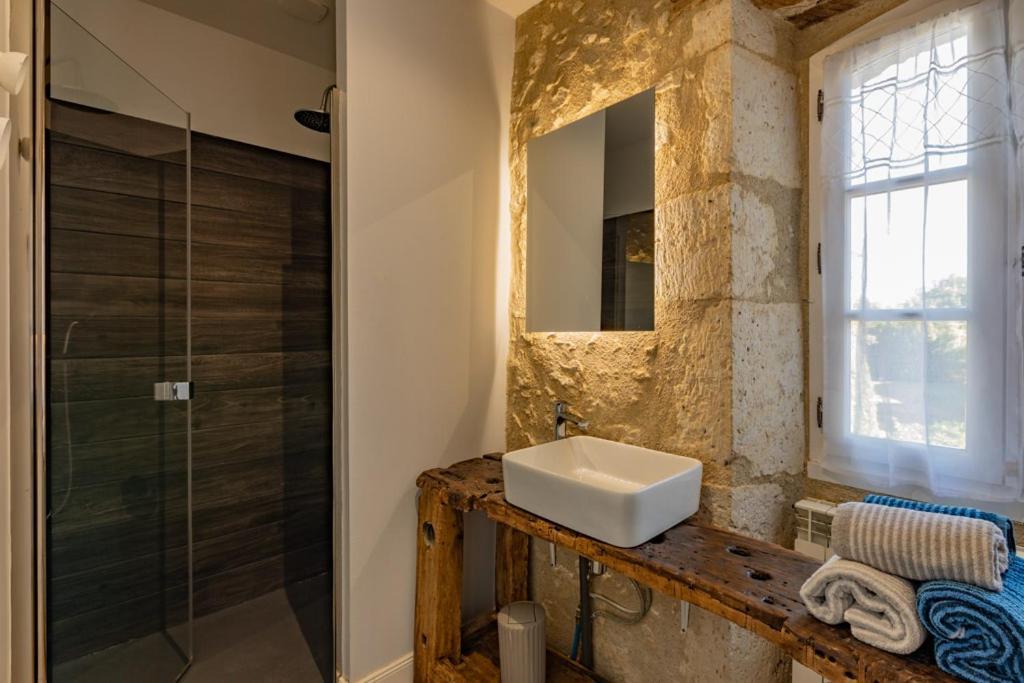 Bed and Breakfast Domaine De Laplan Cezan Esterno foto
